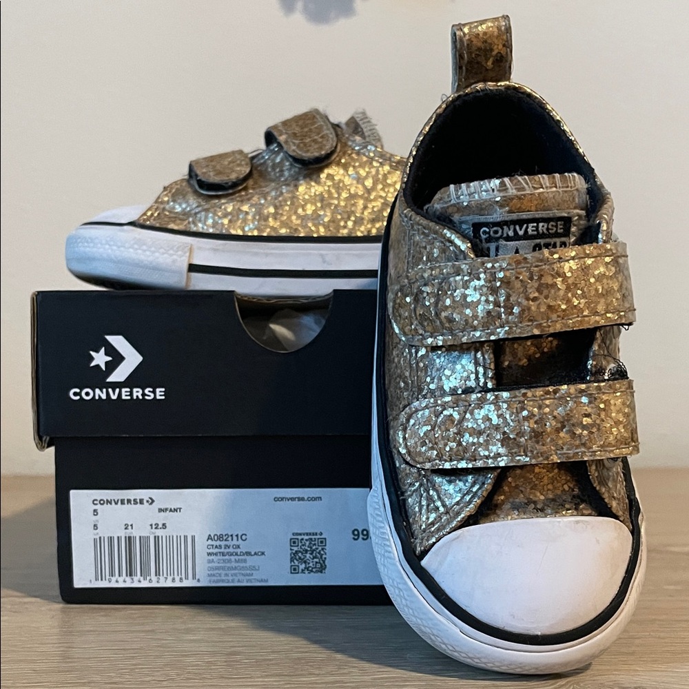 Converse Kids Gold Glitter Sneakers